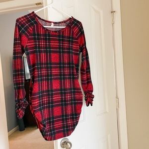 Pinkblush red plaid maternity tunic size S
